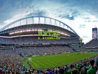 意甲争冠白热化，国米绝杀登顶，尤文紧追不舍，米兰双雄陷入混战