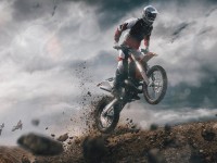 半场战报，圣吉罗斯联合0-2国米，邓弗里斯破门，劳塔罗建功