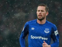 欧冠决赛巅峰对决，皇马3-1力克多特蒙德，第15次捧起大耳朵杯