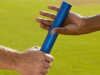 皮雷发声力挺老东家，坦言枪手冠军渴望不容置疑，帅位悬念与赛季成败紧密相连