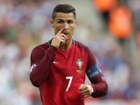 世体聚焦，巴萨持续追踪16岁新星瓦雷拉，切尔西加入争夺战